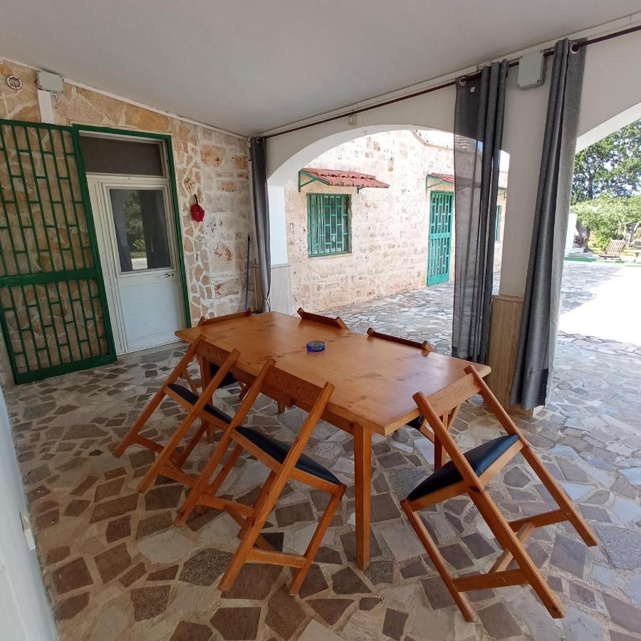 Villa Il Leccio - Trulli Cisternino Exterior foto
